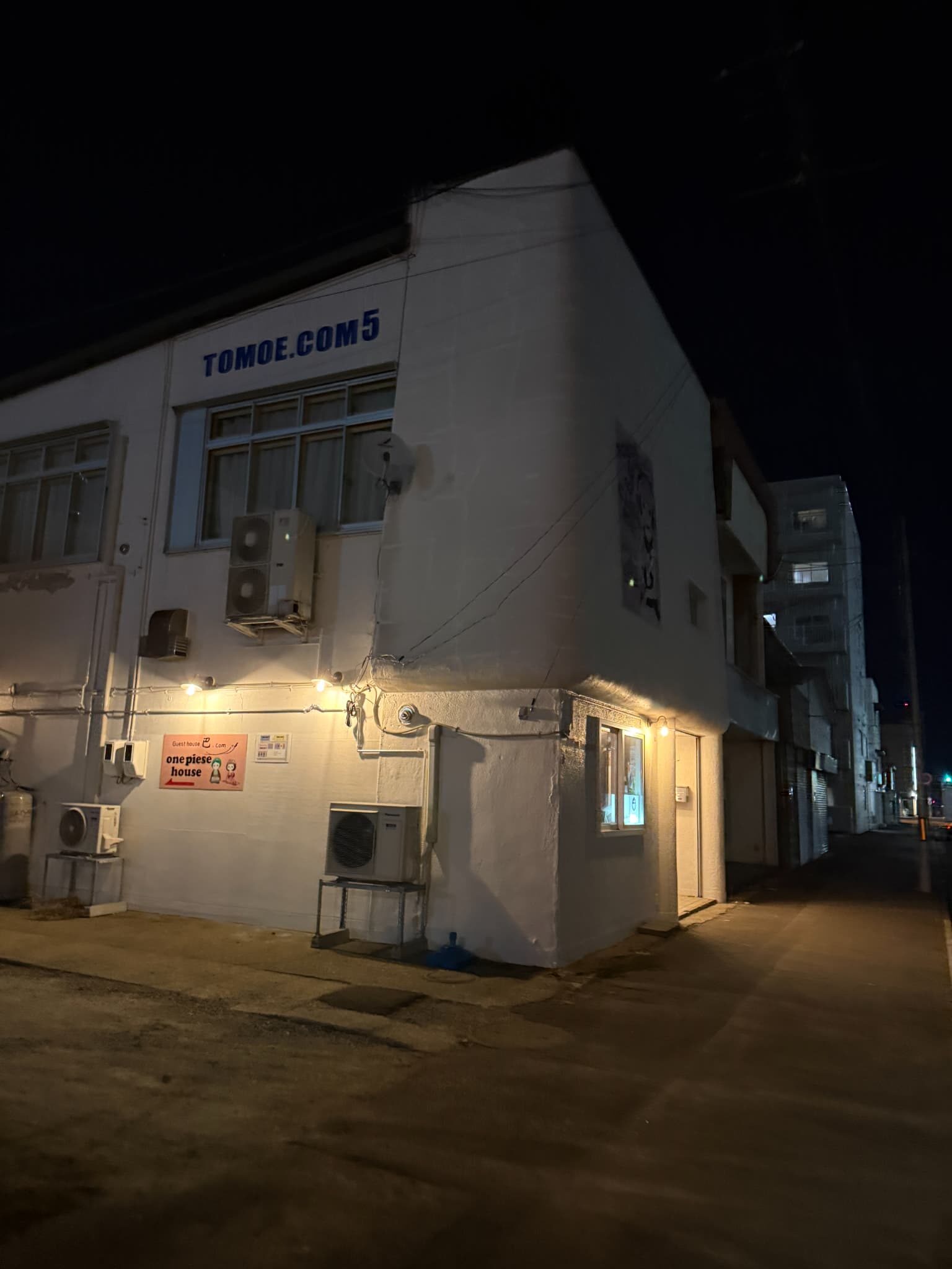 店名に迷いなし。「ガパオ飯」。